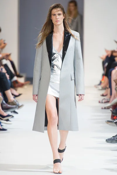 Look 23